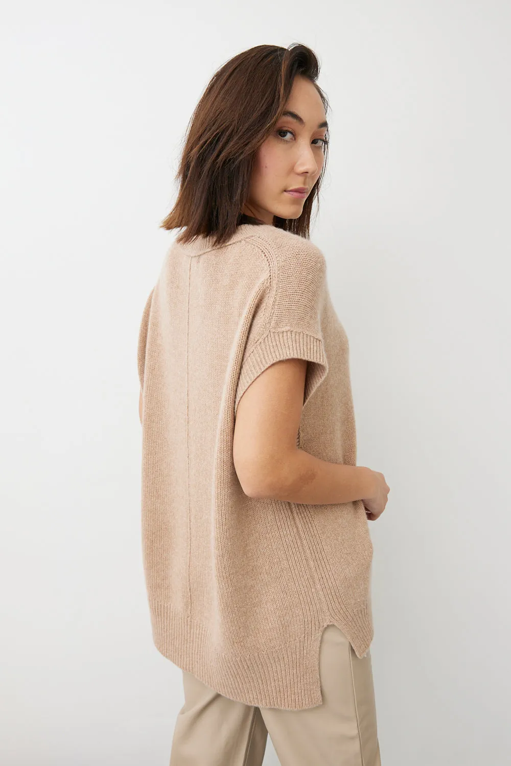 Anya Vest