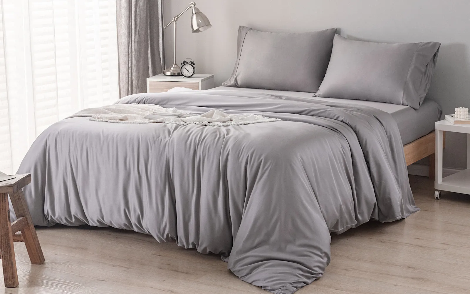 Grey Double GF 100% Organic Bamboo 300tc Luxurious sateen weave Bedding Set Duvet Cover, Extra Deep 40cm Fitted Sheet, 2 x Pillow Cases