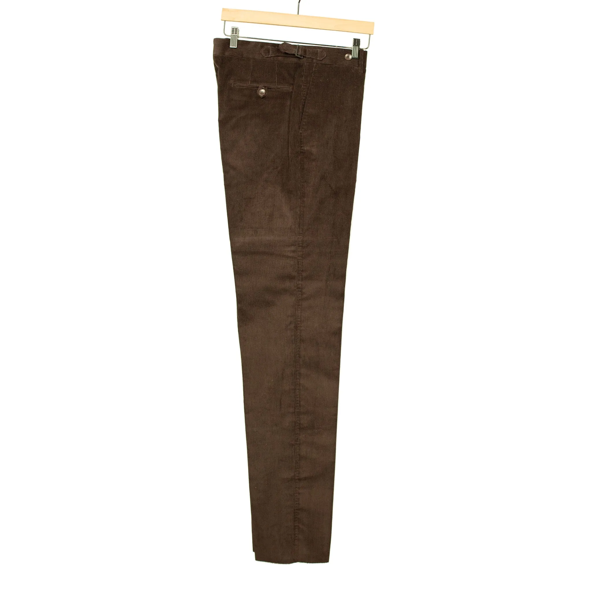 Higher-rise brown corduroy trousers with side tabs (restock)
