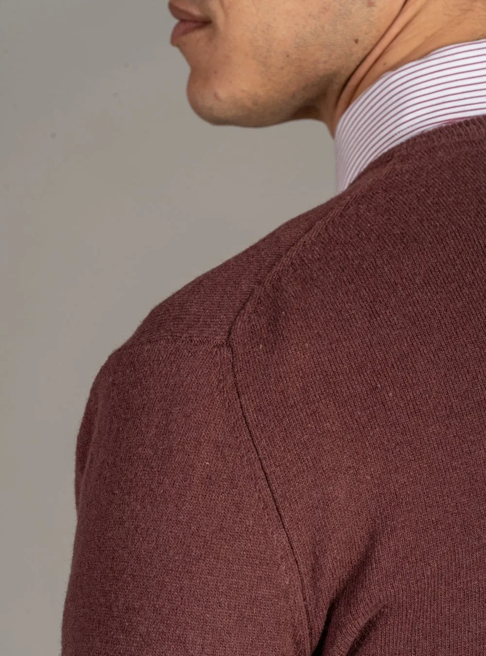 Maglia Scollo a V in Lana Cashmere - Dark