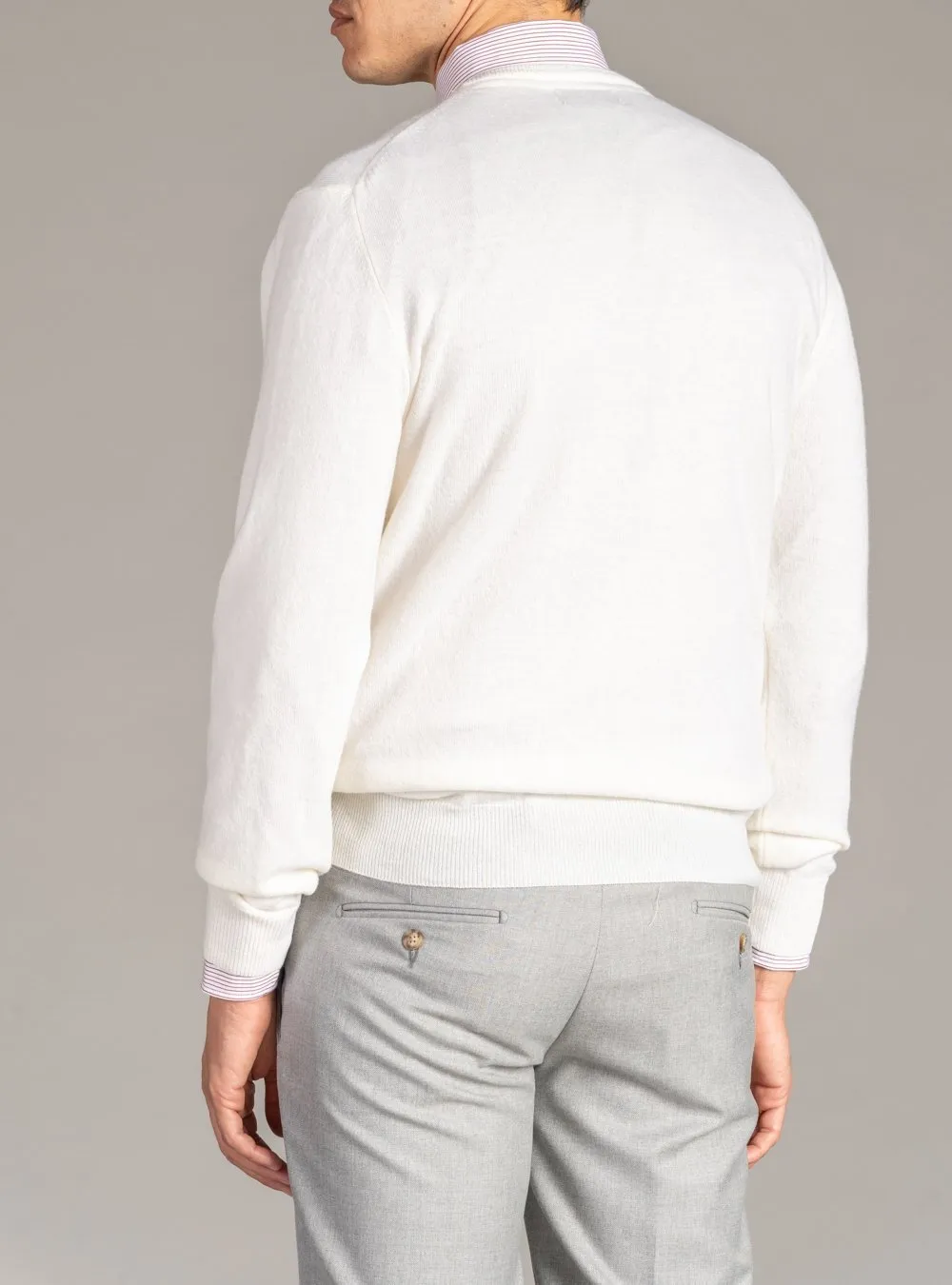 Maglia Scollo a V in Lana Cashmere - Dark