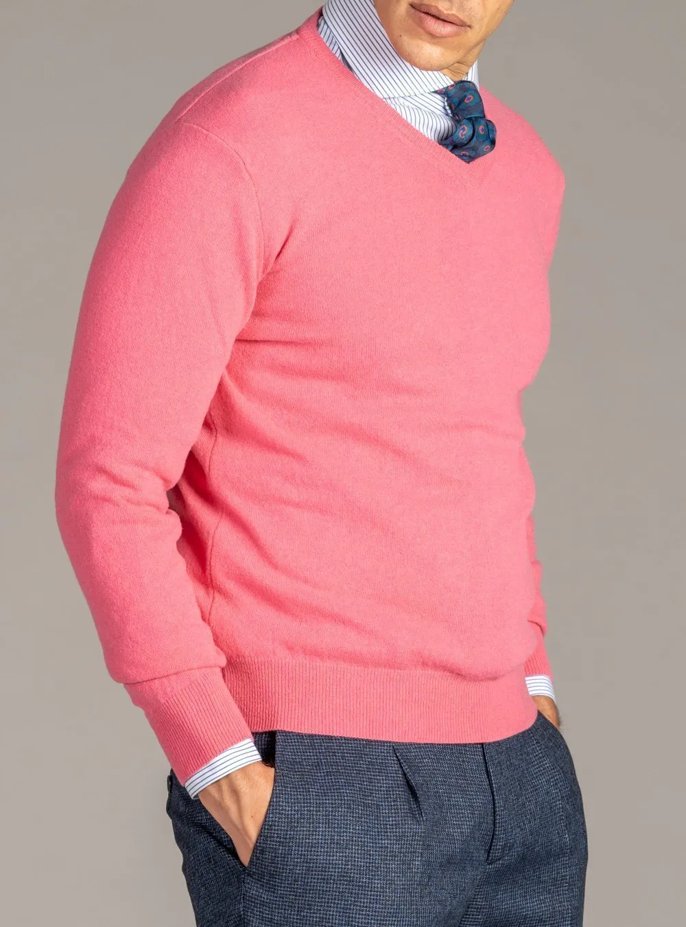 Maglia Scollo a V in Lana Cashmere - Dark