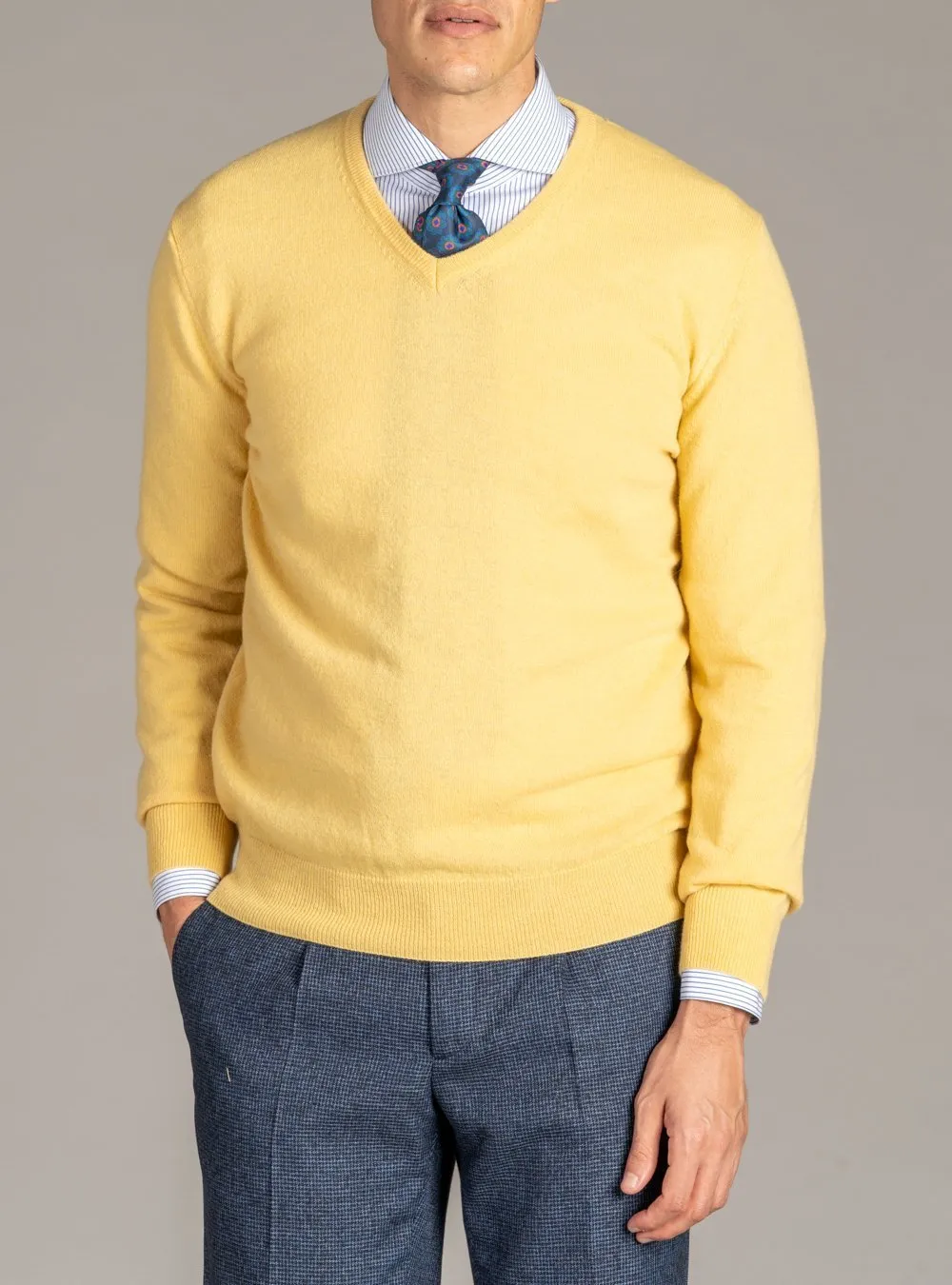 Maglia Scollo a V in Lana Cashmere - Dark