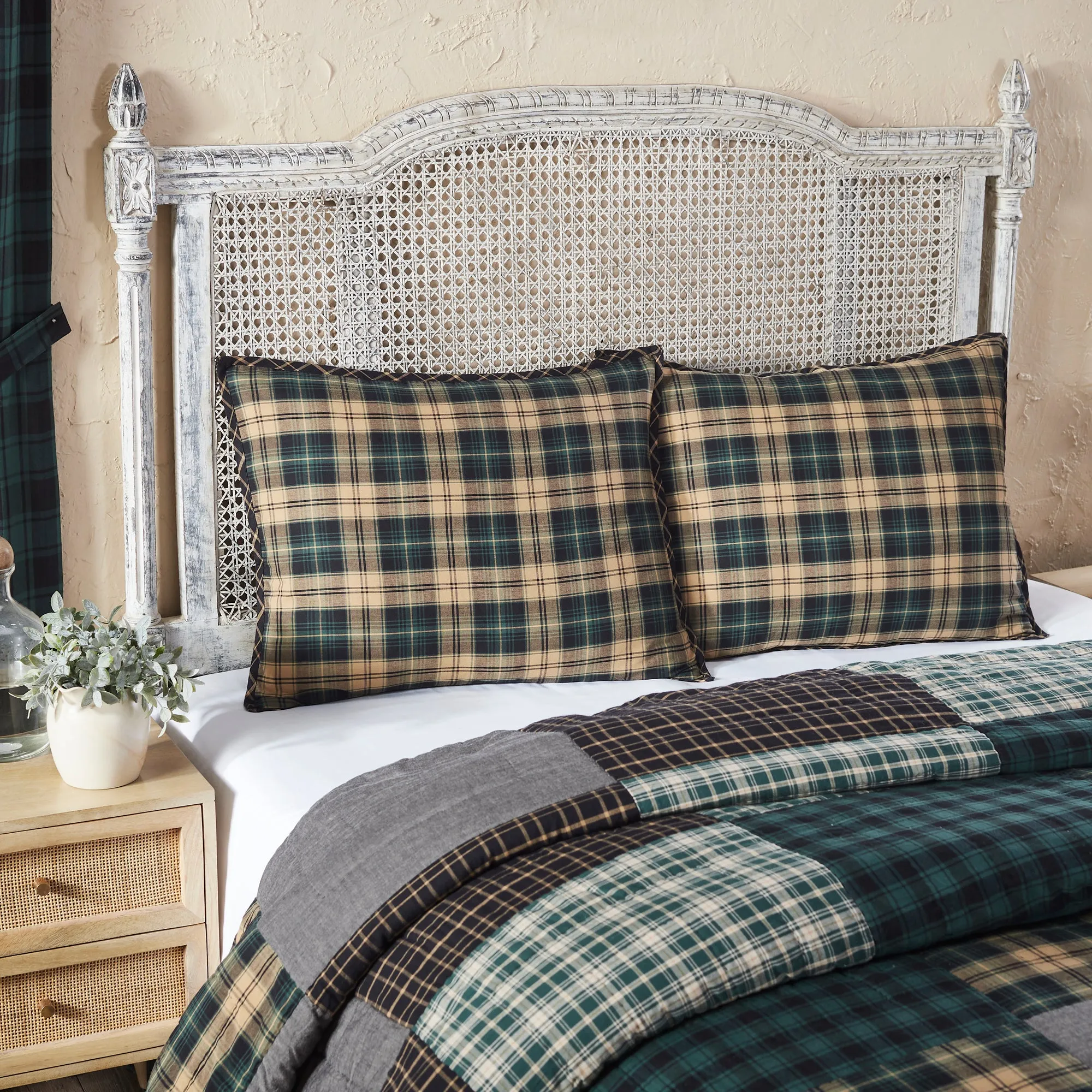 Pine Grove Sham