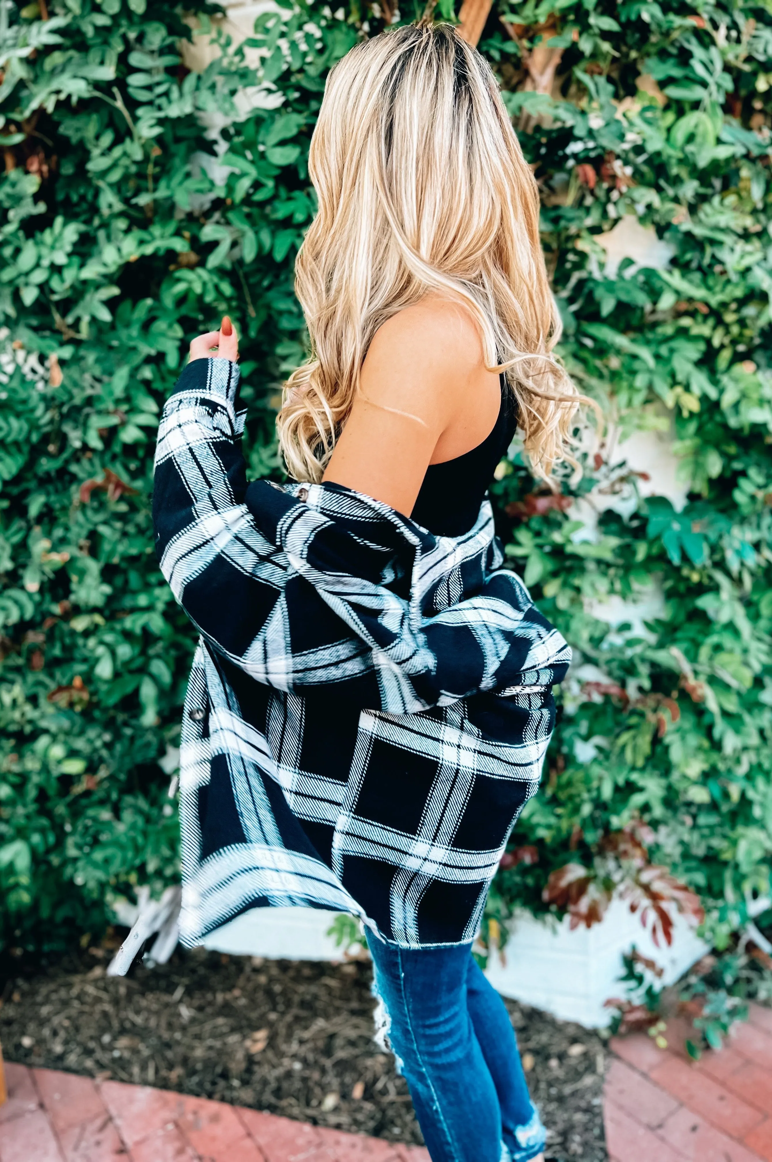Shelly Plaid Shacket Black White