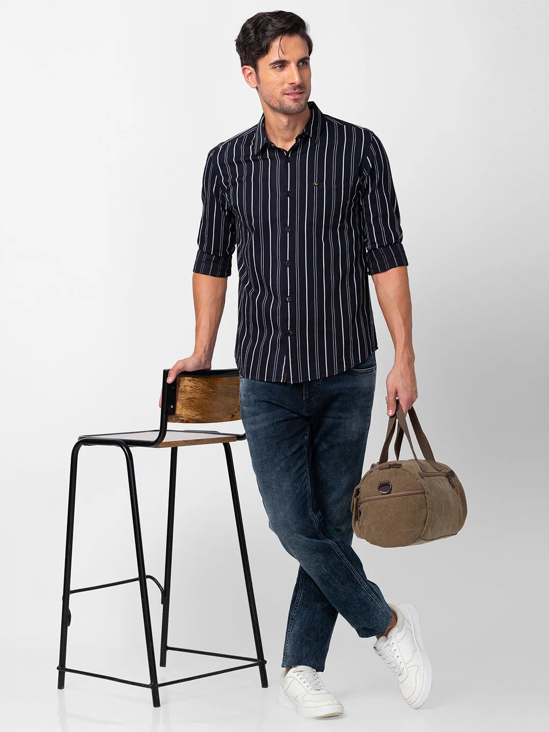Spykar Men Black Cotton Slim Fit Striped Shirt
