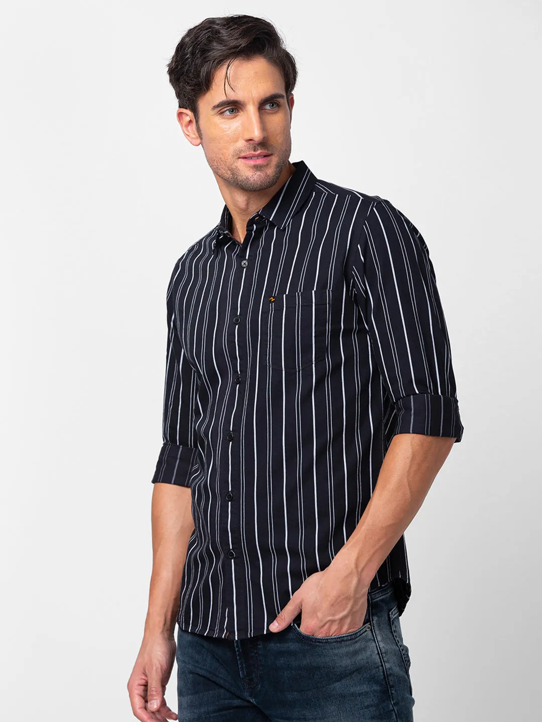 Spykar Men Black Cotton Slim Fit Striped Shirt