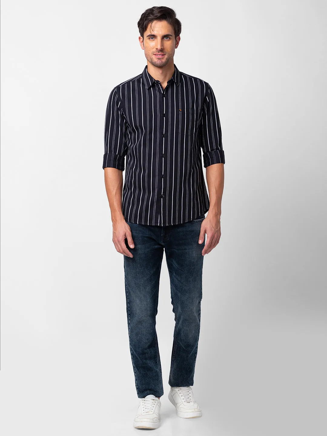 Spykar Men Black Cotton Slim Fit Striped Shirt