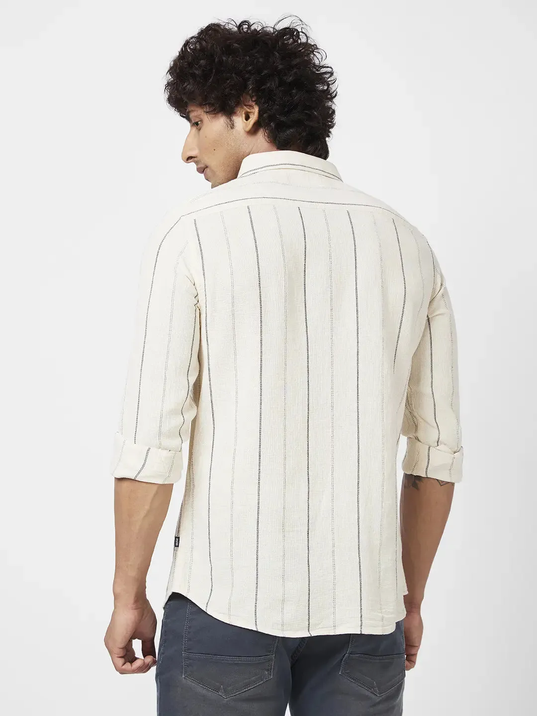 Spykar Men Off White Cotton Slim Fit Full Sleeve Casual Striped Shirt