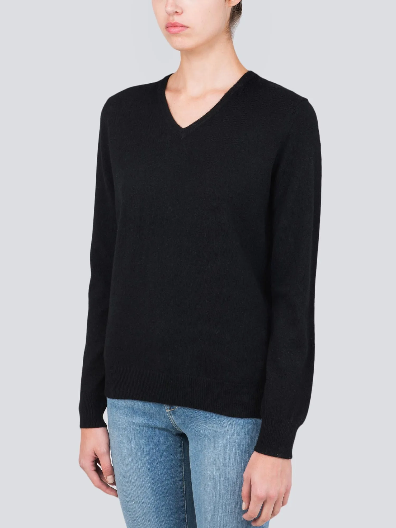 V Neck Sweater_Black