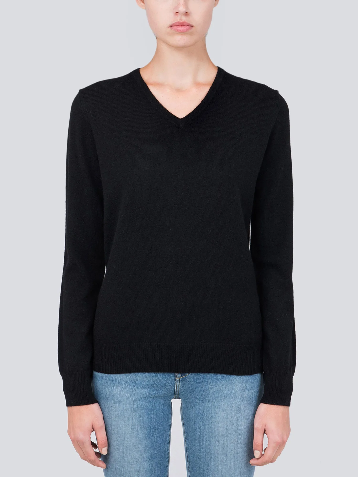 V Neck Sweater_Black