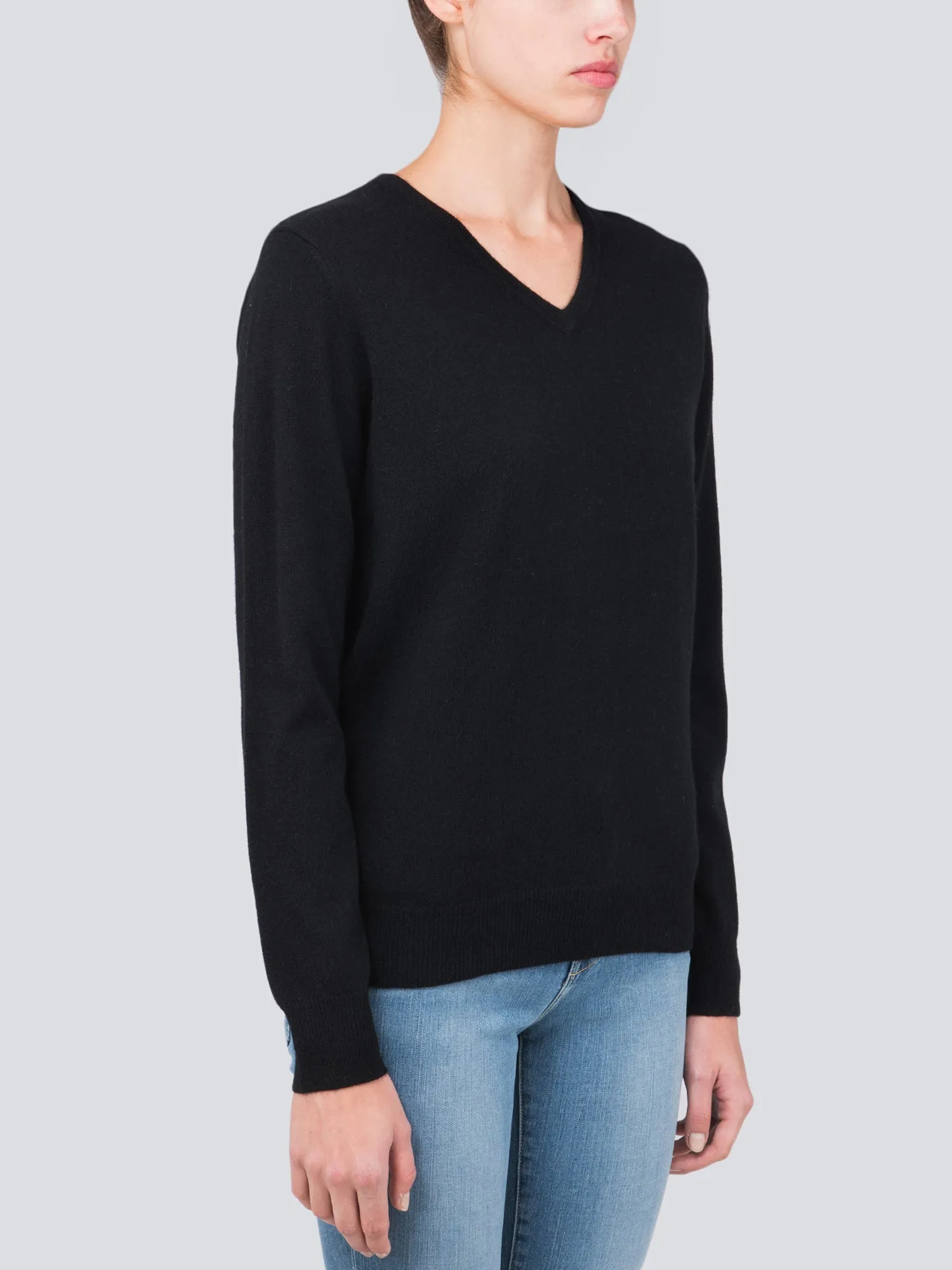 V Neck Sweater_Black